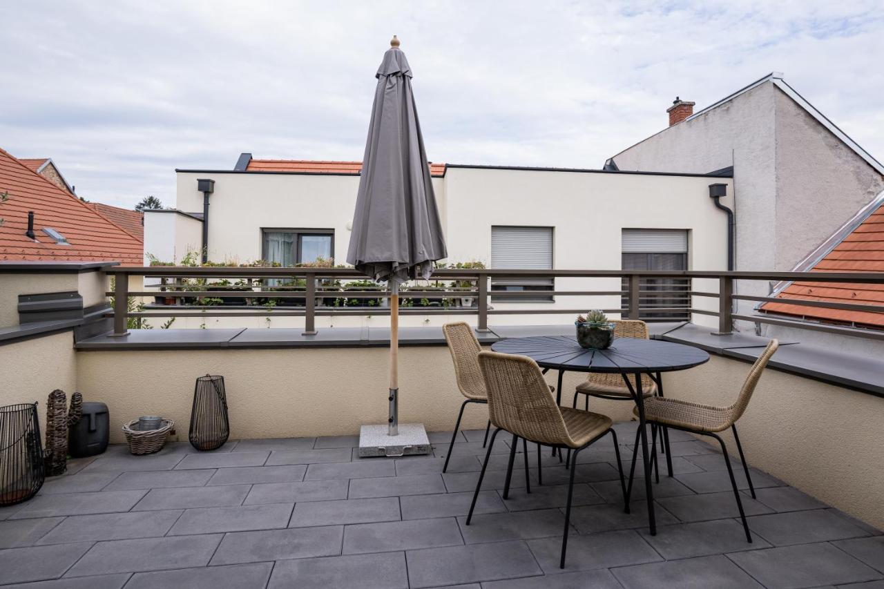 Cesar Apartman Sopron Ngoại thất bức ảnh